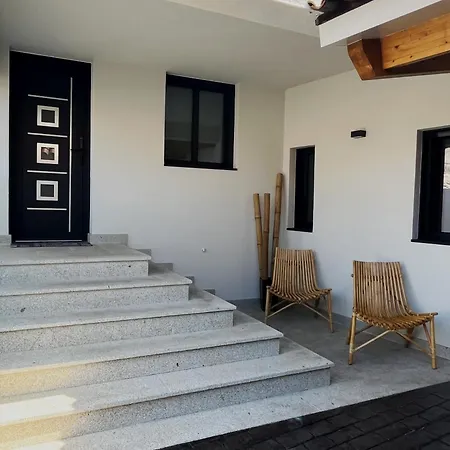 בית נופש Casa Sarita *